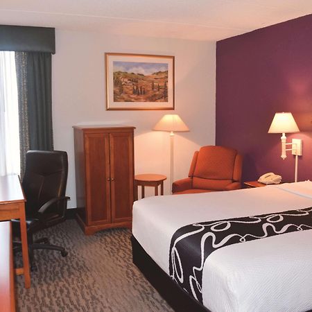 La Quinta Inn By Wyndham Binghamton - Johnson City Buitenkant foto